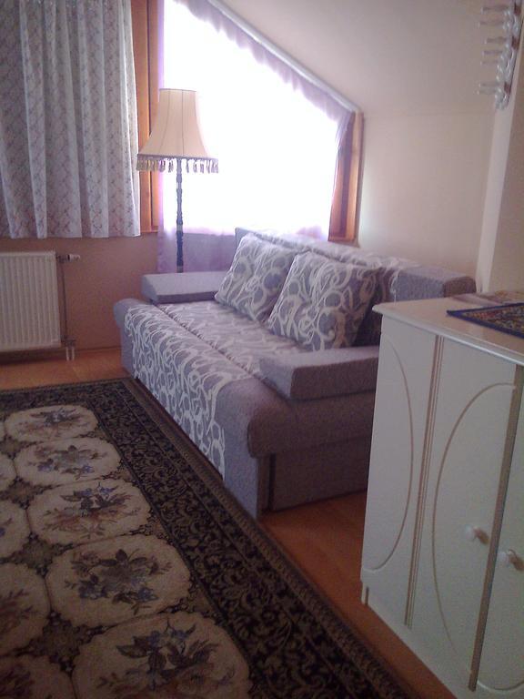 Marina-Buek Apartmanhaz Chambre photo